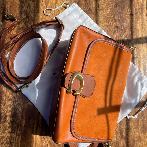 Soft Tabby Shoulder Bag - Shiny Smooth Leather with velvety suede - Picture 2 of 10